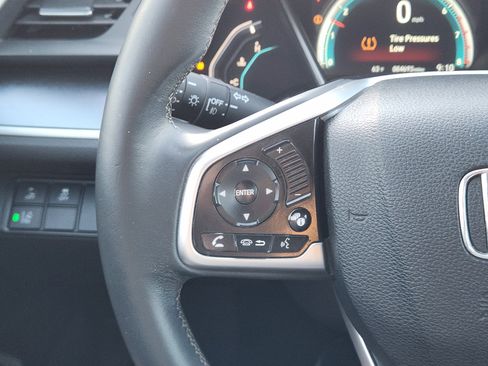 Used 2017 Honda Civic Touring image 32