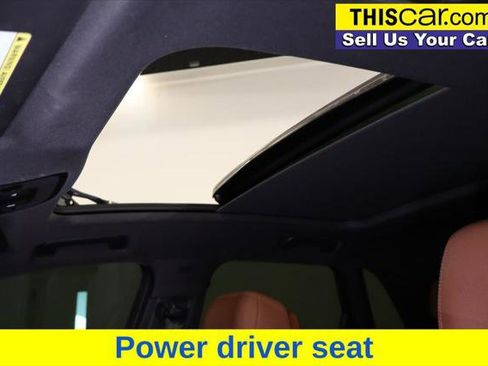 Used 2021 Audi Q3 2.0T Premium w/ Convenience Package image 17