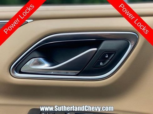 Used 2023 Chevrolet Tahoe Premier AWD/4WD image 14