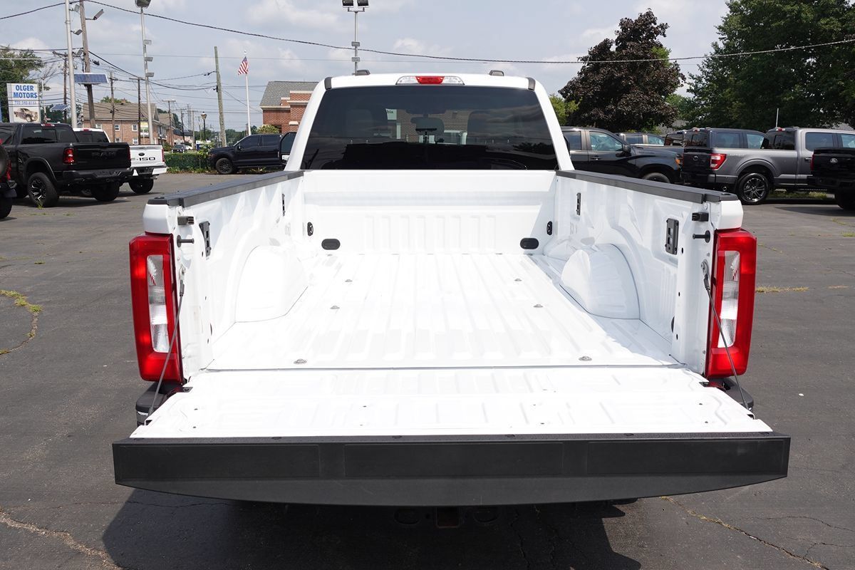 Used 2024 Ford F350 XLT w/ FX4 Off-Road Package AWD/4WD image 14