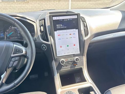 Used 2024 Ford Edge SEL AWD/4WD image 19