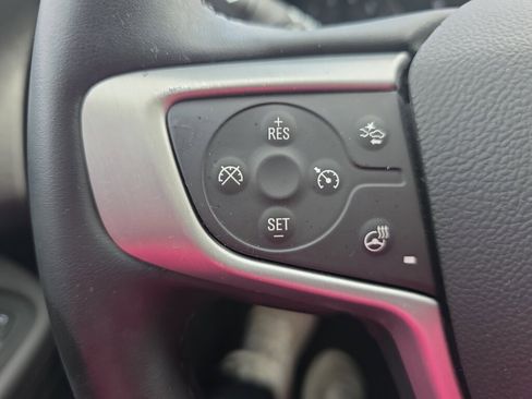 Used 2023 GMC Terrain SLT w/ Elevation Edition image 10