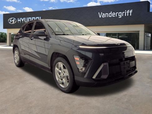 Used 2024 Hyundai Kona SE FWD image 6