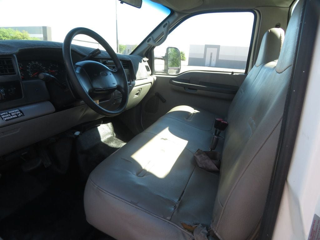 Used 2000 Ford F450 2WD Regular Cab Super Duty image 16