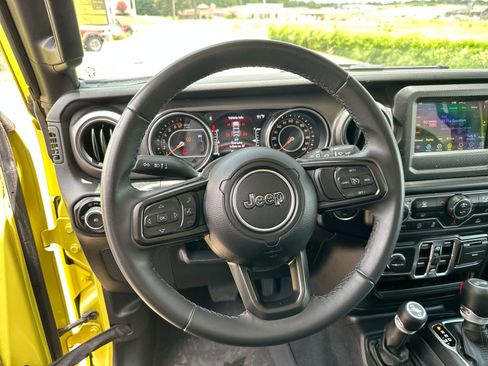 Certified 2022 Jeep Wrangler Unlimited Sport image 14