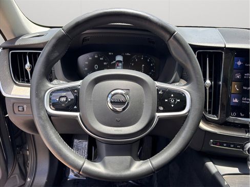 Used 2021 Volvo XC60 T6 Inscription AWD/4WD image 28