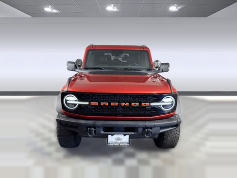Used 2022 Ford Bronco Wildtrak image 6