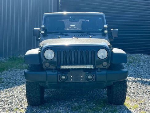 Used 2014 Jeep Wrangler Unlimited Sport w/ Dual Top Group AWD/4WD image 8