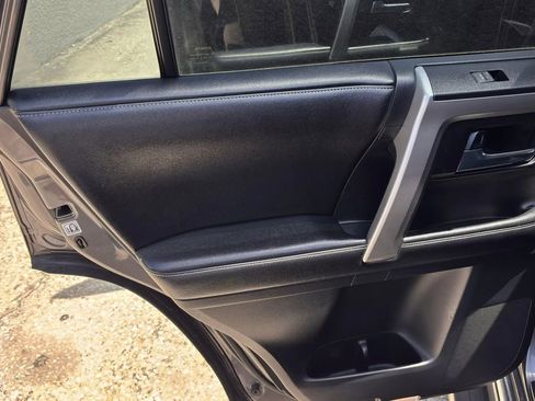 Used 2014 Toyota 4Runner Limited RWD image 16
