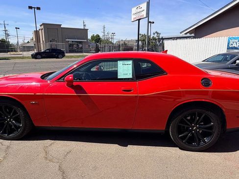 Used 2018 Dodge Challenger R/T Plus RWD image 11
