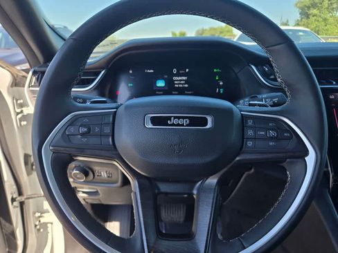 Used 2024 Jeep Grand Cherokee Limited 4xe AWD/4WD image 22