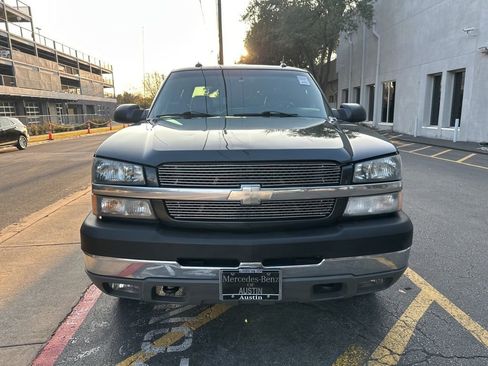 Used 2003 Chevrolet Silverado 2500 LT w/ Skid Plate Package image 2