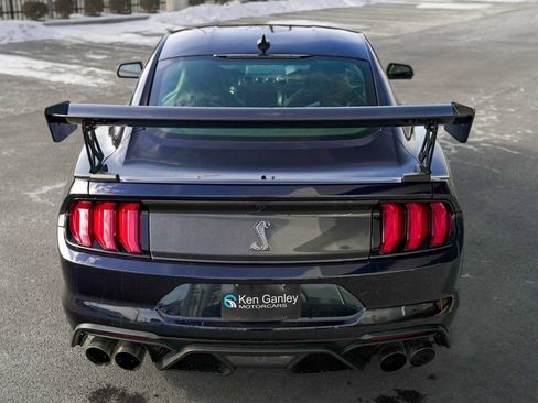 Used 2021 Ford Mustang Shelby GT500 w/ Carbon Fiber Track Pack RWD image 23