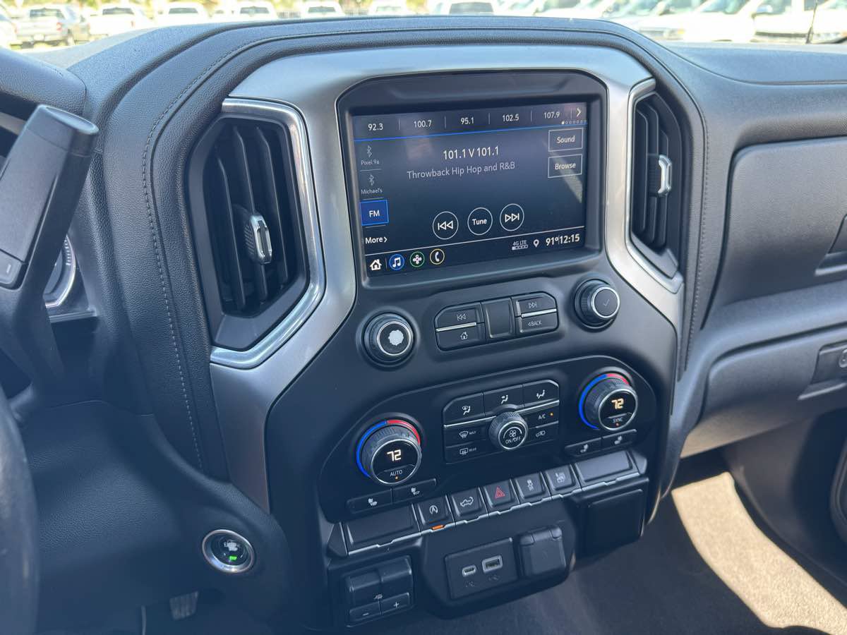 Used 2020 Chevrolet Silverado 1500 LT w/ All-Star Edition AWD/4WD image 29