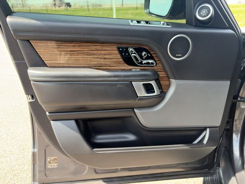 Used 2019 Land Rover Range Rover Supercharged image 10
