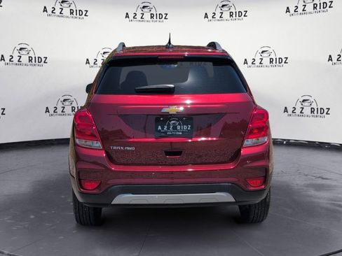 Used 2022 Chevrolet Trax LT w/ LT Convenience Package AWD/4WD image 5