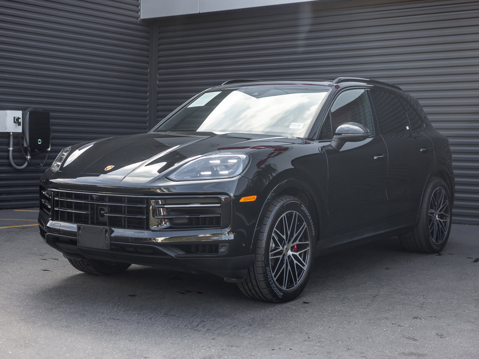 Certified 2024 Porsche Cayenne S AWD/4WD image 1