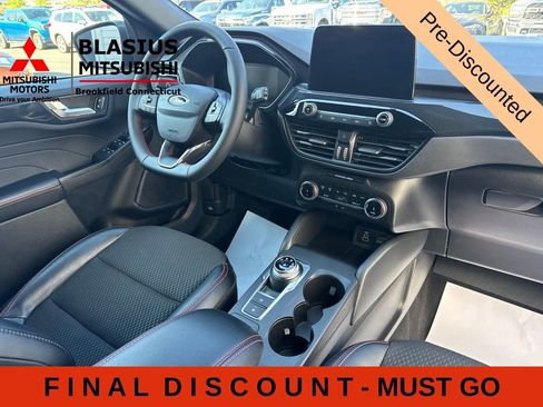 Used 2025 Ford Escape ST-Line FWD image 39