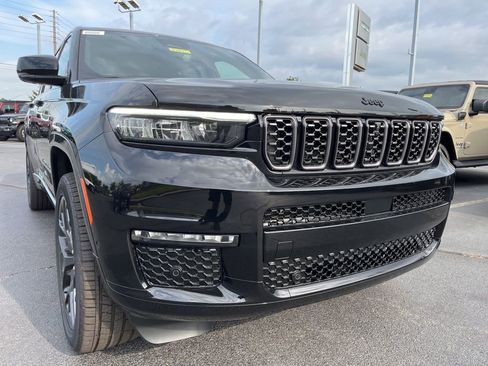 New 2025 Jeep Grand Cherokee L Summit image 31
