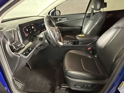 Used 2023 Kia Sportage EX FWD image 11