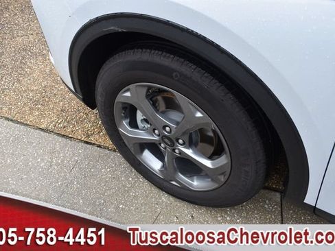 Used 2025 Ford Escape ST-Line w/ Tech Pack #1 FWD image 16
