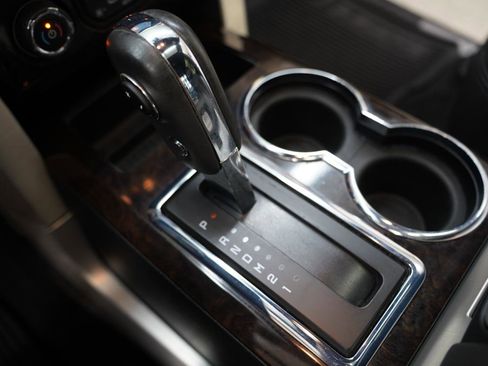 Used 2014 Ford F150 Platinum image 21