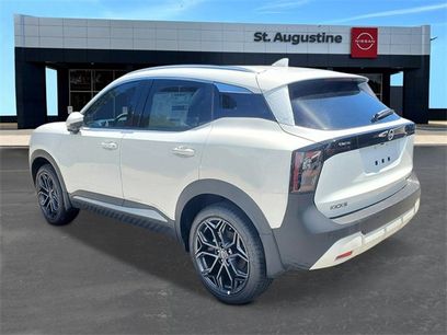 New 2025 Nissan Kicks SR