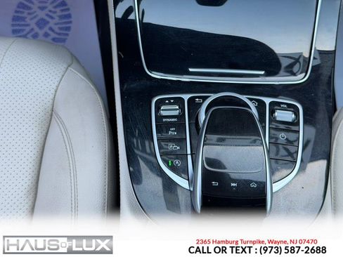 Used 2017 Mercedes-Benz E 300 4MATIC image 30
