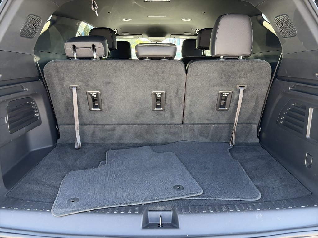 Used 2026 Chevrolet Traverse LT AWD/4WD image 28