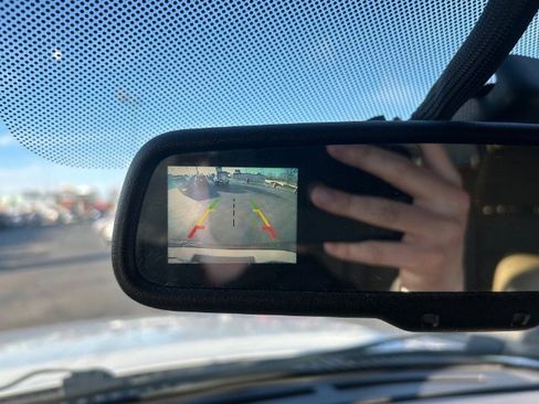 Used 2012 Ford Expedition XLT image 18