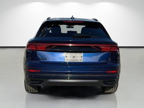 Used 2022 Audi Q8 Premium Plus AWD/4WD image 4