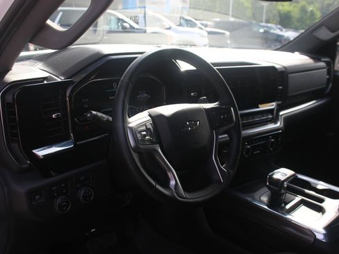 Used 2024 Chevrolet Silverado 1500 RST w/ All Star Edition Plus AWD/4WD image 18