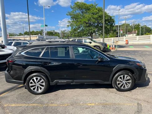 Certified 2024 Subaru Outback Premium AWD/4WD image 4