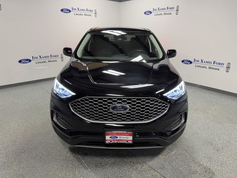 Used 2024 Ford Edge SEL w/ Convenience Package image 2