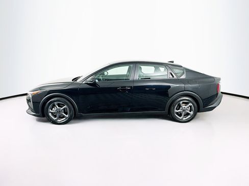 Used 2025 Kia K4 FWD image 4