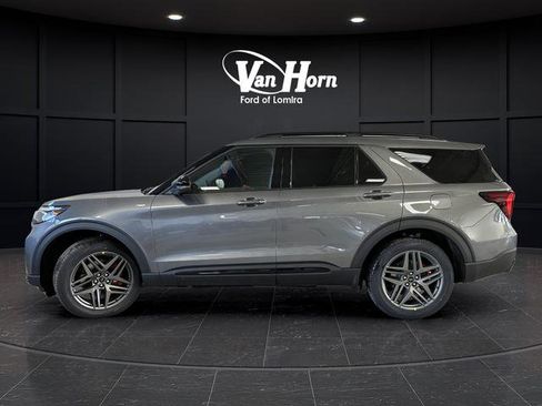 New 2026 Ford Explorer ST-Line image 13