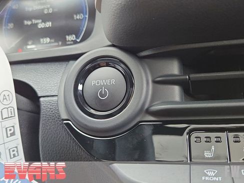 New 2026 Toyota Crown Signia image 7