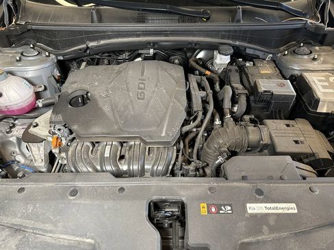Used 2025 Kia Sportage LX AWD/4WD image 23