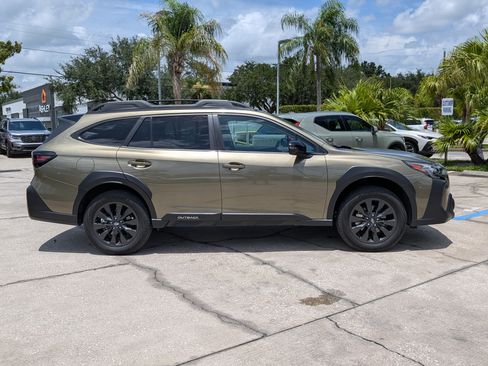 Used 2024 Subaru Outback Onyx Edition AWD/4WD image 3