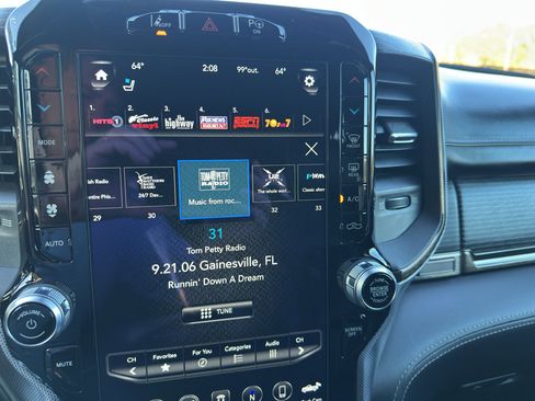 Used 2021 RAM 1500 Limited image 22