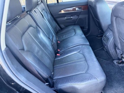 Used 2013 Lincoln MKX Base 4dr SUV w/ Wood Pkg image 12