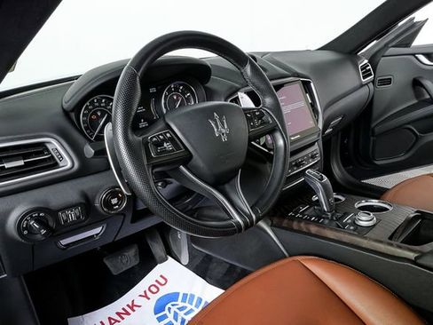 Used 2023 Maserati Ghibli Modena image 3
