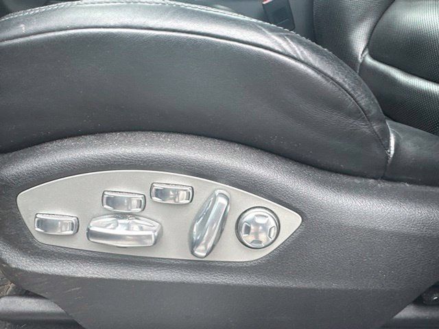 Used 2018 Porsche Macan GTS AWD/4WD image 26