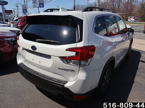 Used 2023 Subaru Forester Limited AWD/4WD image 4