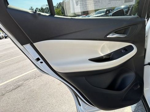 Certified 2023 Buick Encore GX Preferred w/ Cold Weather Comfort Package FWD image 21