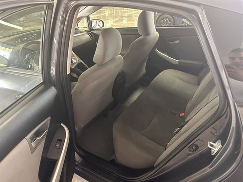 Used 2014 Toyota Prius image 15