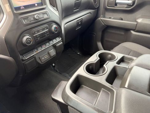 Used 2022 Chevrolet Silverado 1500 Custom w/ Safety Confidence Package RWD image 18