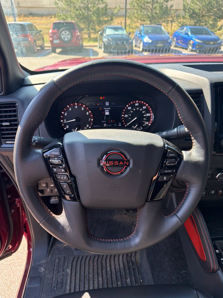 Used 2023 Nissan Frontier PRO-4X w/ Pro-4X Premium Package AWD/4WD image 14