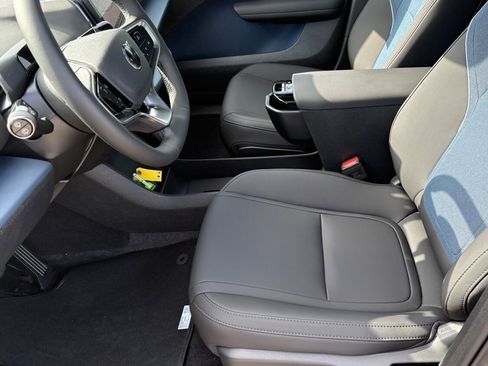 New 2026 Volvo EX30 Plus image 15