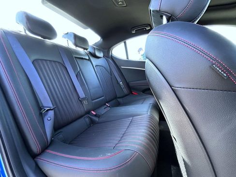 Certified 2025 Genesis G70 3.3T Advanced image 18